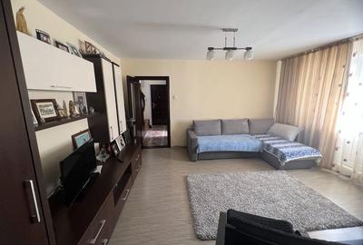 Apartament cu 2 camere semidecomandat în Central - 1