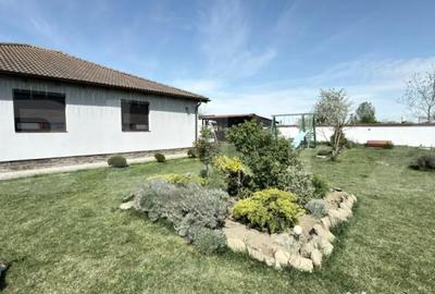 Casă cu 4 camere cu Teren 1105 Mp în Vetiș - 3