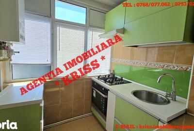 Apartament cu 3 camere decomandat în Central - 8