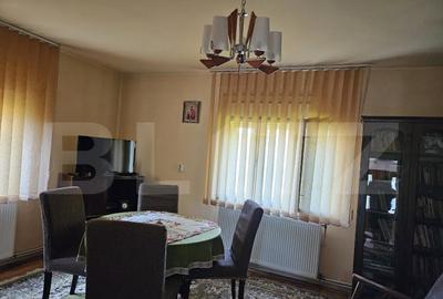 Casa spatioasa cu 4 camere, orasul Campeni - 6