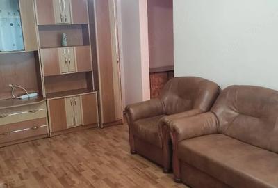 Apartament cu 2 camere semidecomandat în 1 Decembrie 1918