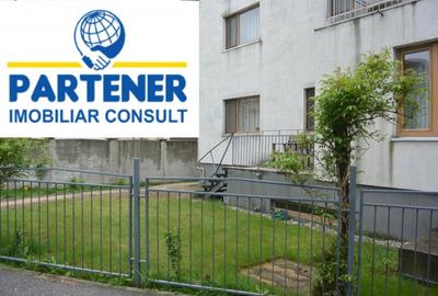 Apartament cu 3 camere nedecomandat, mobilat în Central - 15