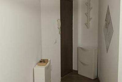 Garsonieră decomandată în Central - 7
