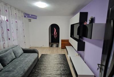 Se ofera spre inchiriere un apartament cu 2 camere, aflat intr-un bloc din zona - 1