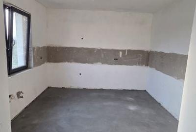 Casă cu 4 camere cu Teren 431 Mp în Central - 7