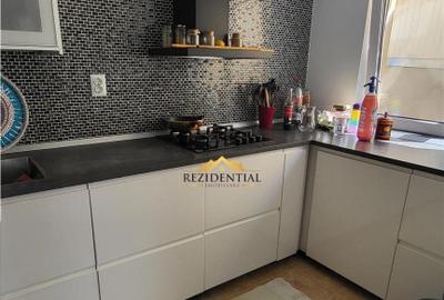 Casă cu 4 camere cu Teren 200 Mp în Central