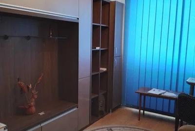 Apartament cu 3 camere decomandat în Republicii - 3