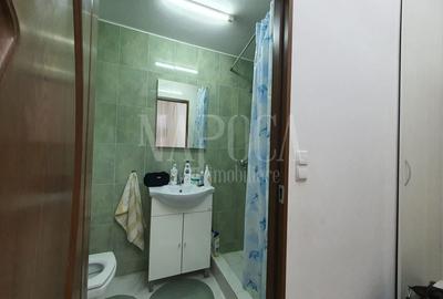 Apartament cu 3 camere în Central - 16