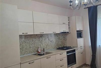 Casă individuală cu 5 camere în Bascov