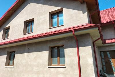 Casă cu 6 camere în Central - 2