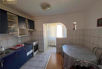 Ap 2 camere decomandat, zona centrala - 4