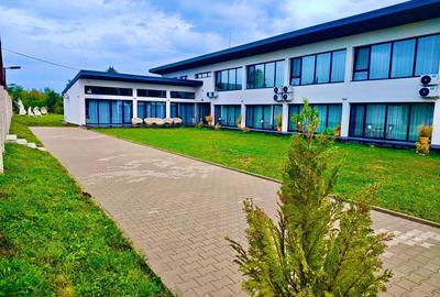 Casă cu 4 camere cu Teren 4600 Mp în Central - 7