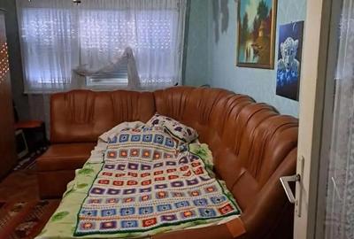 Apartament cu 3 camere decomandat în Micro 15 - 1