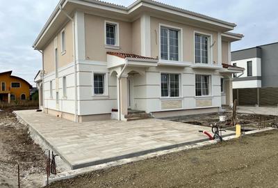 Casă individuală cu 5 camere cu Canalizare în Dumbrăvița