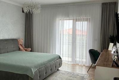 Casă cu 4 camere cu Teren 300 Mp în Miroslava - 1