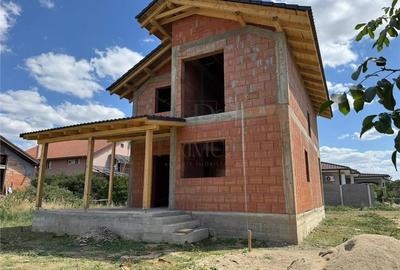 Casa individuala - zona excelenta - toate utilitatile - posibilitate de cumparar Casa individuala - zona excelenta - toate utilitatile - posibilitate de cumparar - 3