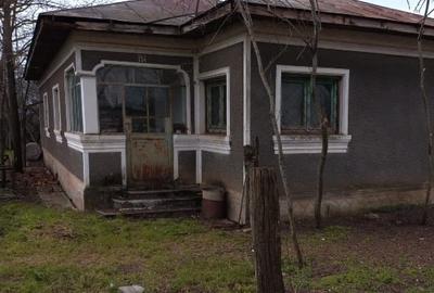 Casă individuală cu 2 camere cu Teren 780 Mp în Săceni - 2