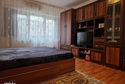 Garsonieră decomandată în Crângași