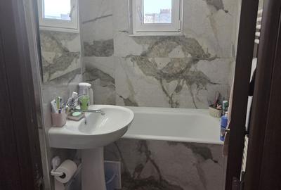 Apartament cu 2 camere semidecomandat în Craiovița Nouă - 4