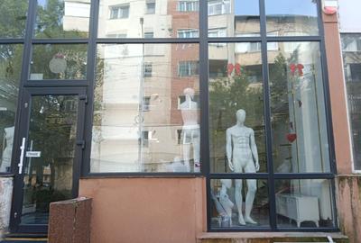 Spațiu comercial, de 35 mp, în Central - 2