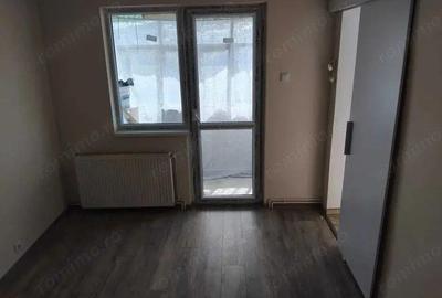 Apartament cu 2 camere nedecomandat în Dâmbu Pietros