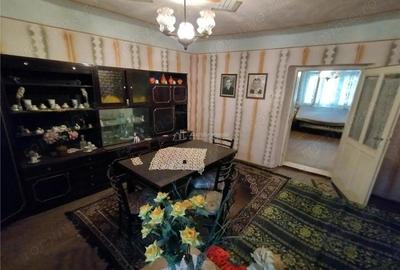 Casă cu Teren 40 Mp în Bogodinț - 13