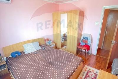 DE VANZARE Apartament 3 camere in zona Piata Gorjului - 10