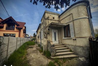 Casă cu 4 camere cu Teren 372 Mp în Sud - 2