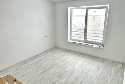 Casă cu 4 camere cu Teren 200 Mp în Central - 8
