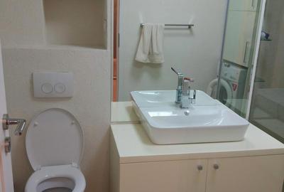 Apartament cu 3 camere decomandat în Central - 2