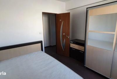 Apartament cu 2 camere decomandat în Berceni