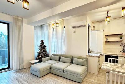 Apartament cu 3 camere semidecomandat în Central