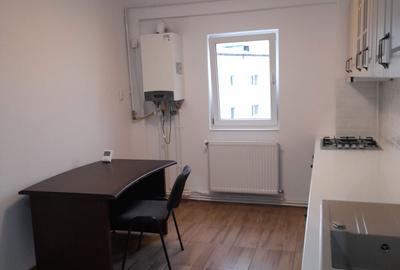 Apartament cu 2 camere decomandat în Zimbru - 3