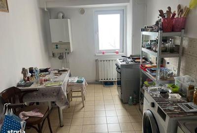 Apartament cu 2 camere decomandat în Central - 2