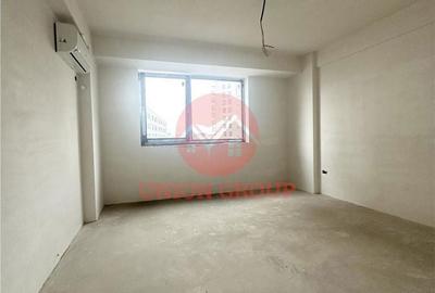 Apartament cu 2 camere decomandat în Palazu Mare - 8