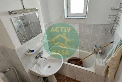 Apartament cu 4 camere decomandat în Est - 4