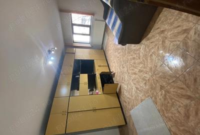 Apartament cu 3 camere decomandat în Buziașului - 3