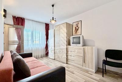 Garsonieră semidecomandată, mobilată în Aradului