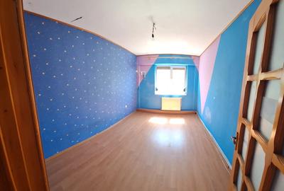 Apartament cu 3 camere decomandat în Gării