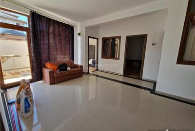 Casa pe sol, eleganta - Piata Mare - 1