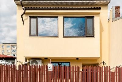 Vilă renovată și curățenie profesională inclusă, Crangasi - 1