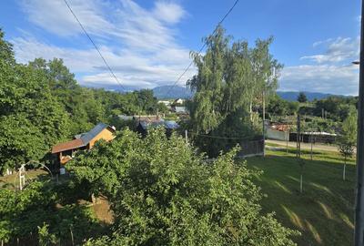 Apartament cu 2 camere decomandat în Mârșa - 12
