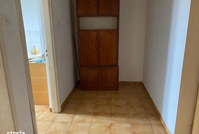 Garsonieră decomandată în Micro 2 - 1