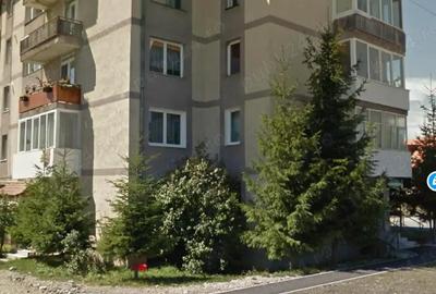 Apartament cu 4 camere în Central - 1