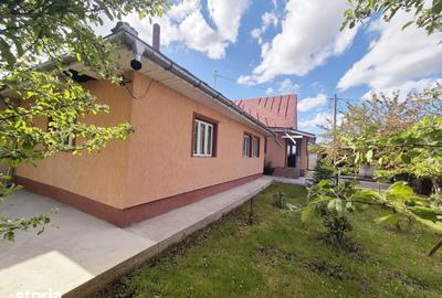 Casă cu 5 camere decomandat cu Teren 1600 Mp în Dobreni - 12