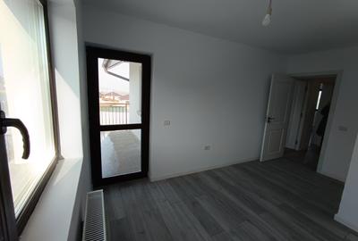Duplex cu 4 camere cu Canalizare în Valea Lupului - 8