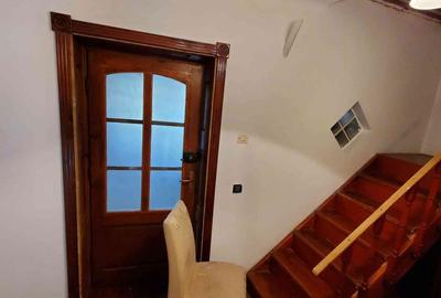 Casă cu 3 camere cu Teren 300 Mp în Păulești - 1