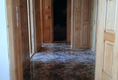 Apartament cu 2 camere decomandat în Central - 4