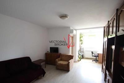 Garsoniera mobilata, utilata 12 min de metrou OBOR in bloc stradal Garsoniera mobilata, utilata 12 min de metrou OBOR in bloc stradal - 1