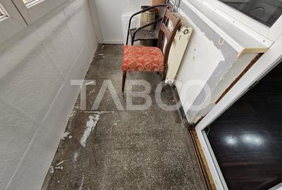 Apartament 2 camere de vanzare 48 utili balcon zona Vasile Aaron Sibiu - 8